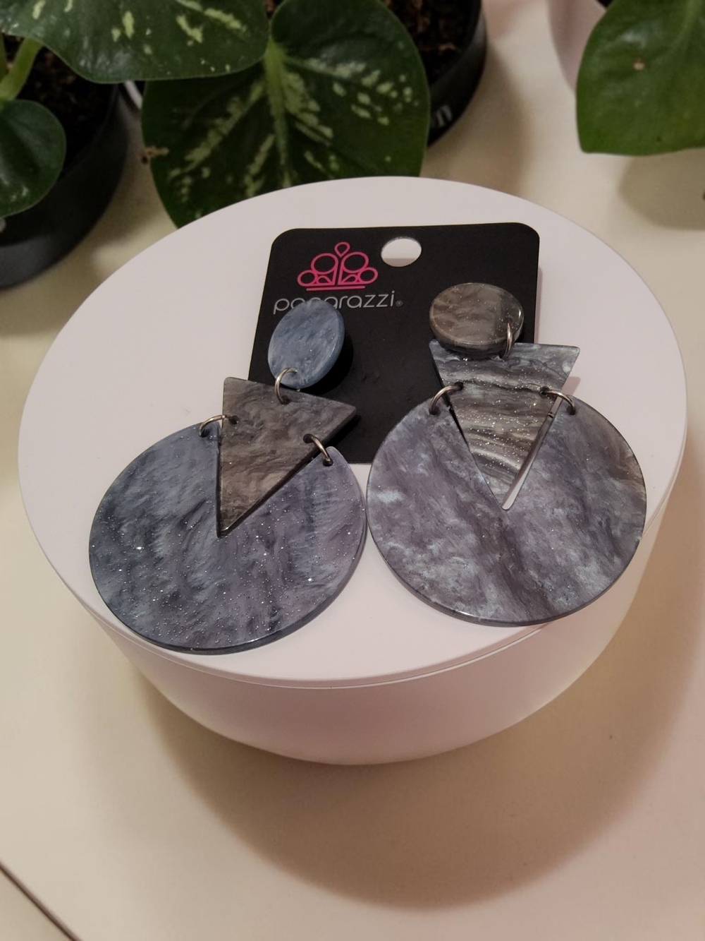 10 / $10 Paparazzi Marbled Silver Gray Geometric Drop Earrings